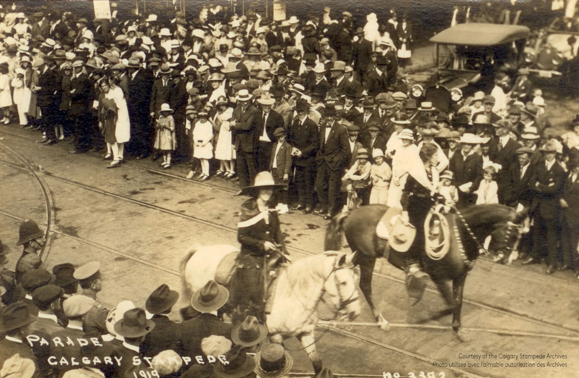image Parade at the 1919 Victory Stampede